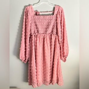 Woman’s Pink Flowy Dress 🍋🍋